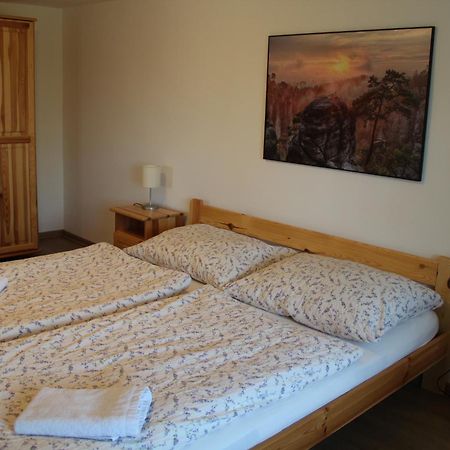 Prachov Apartmany U Zvonicky מראה חיצוני תמונה