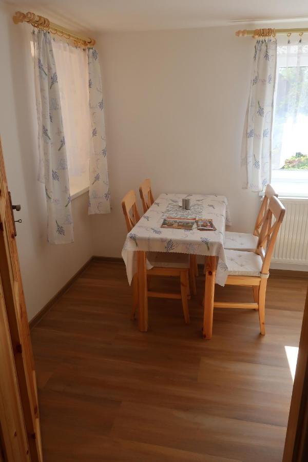 Prachov Apartmany U Zvonicky מראה חיצוני תמונה