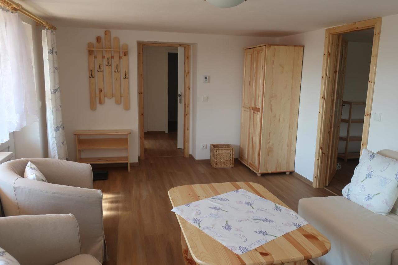 Prachov Apartmany U Zvonicky מראה חיצוני תמונה