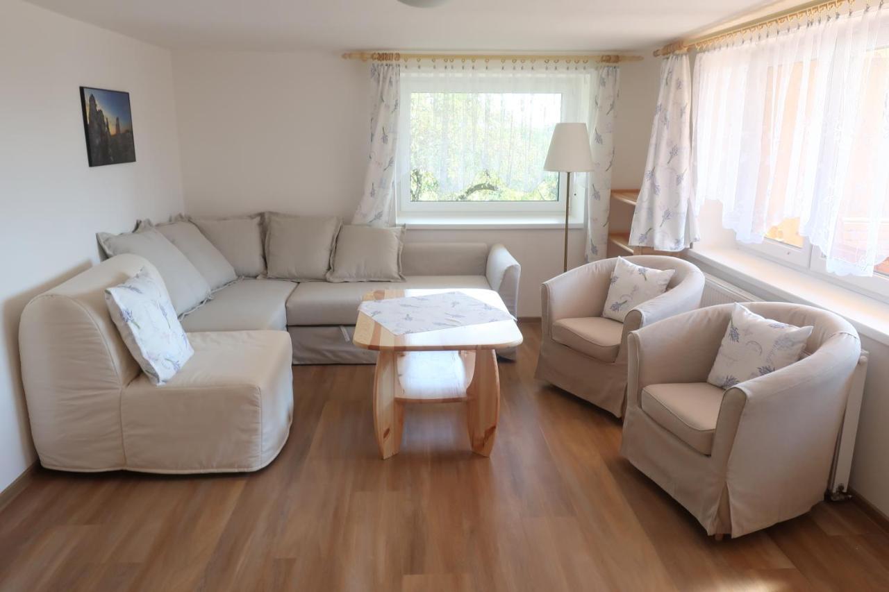 Prachov Apartmany U Zvonicky מראה חיצוני תמונה