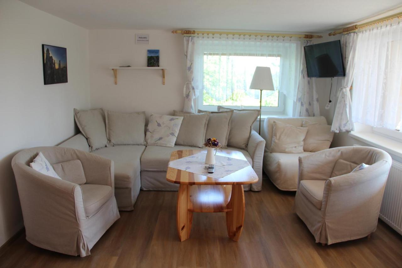 Prachov Apartmany U Zvonicky מראה חיצוני תמונה