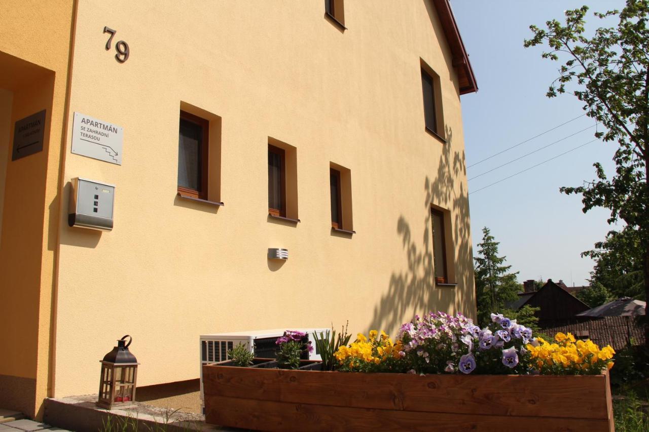 Prachov Apartmany U Zvonicky מראה חיצוני תמונה