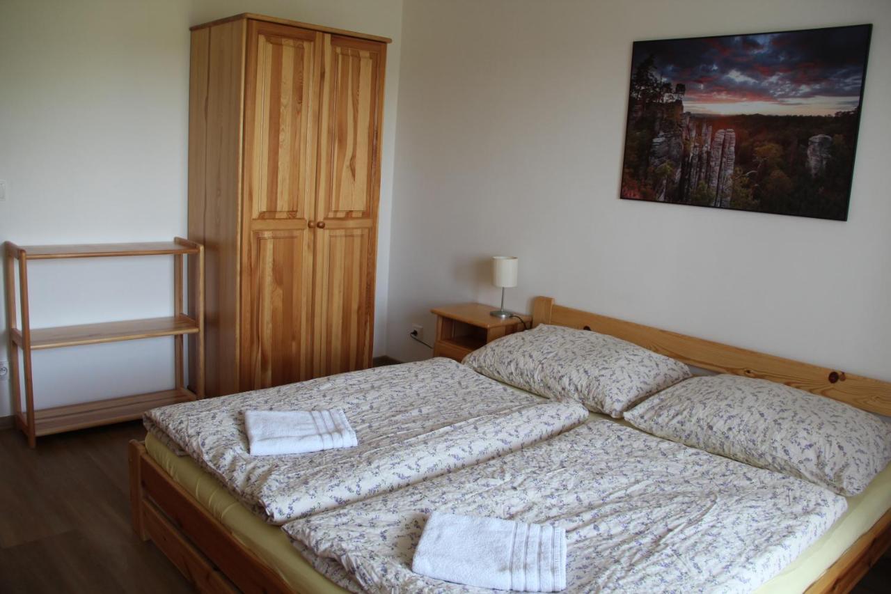 Prachov Apartmany U Zvonicky מראה חיצוני תמונה